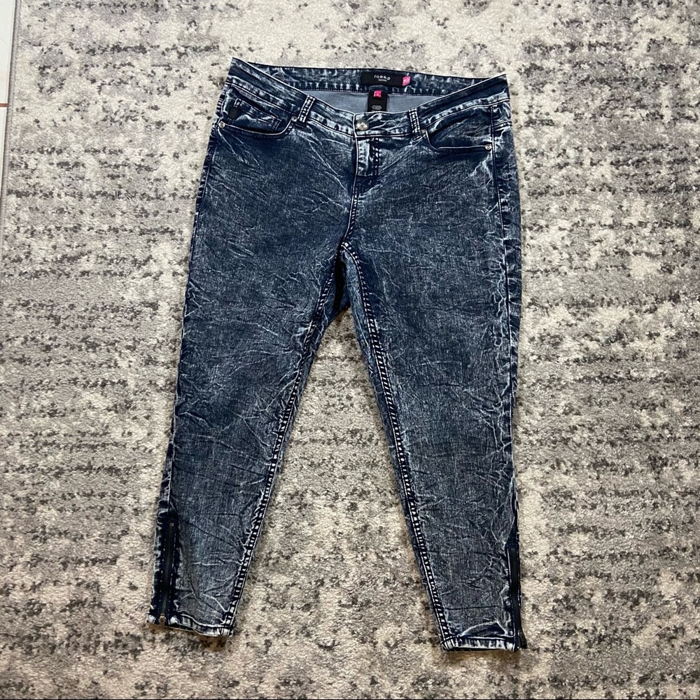 TORRID Denim Dark Acid Washed Skinny Jeans Size 18